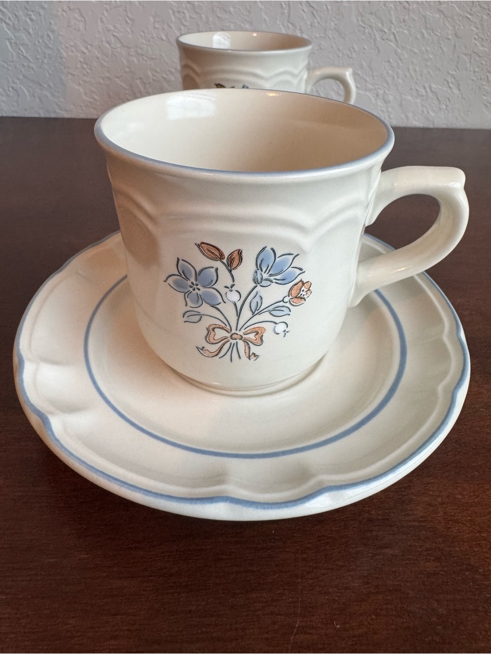 Cordella Stoneware BLUET Cream and Blue Floral Teacup and Saucer Set